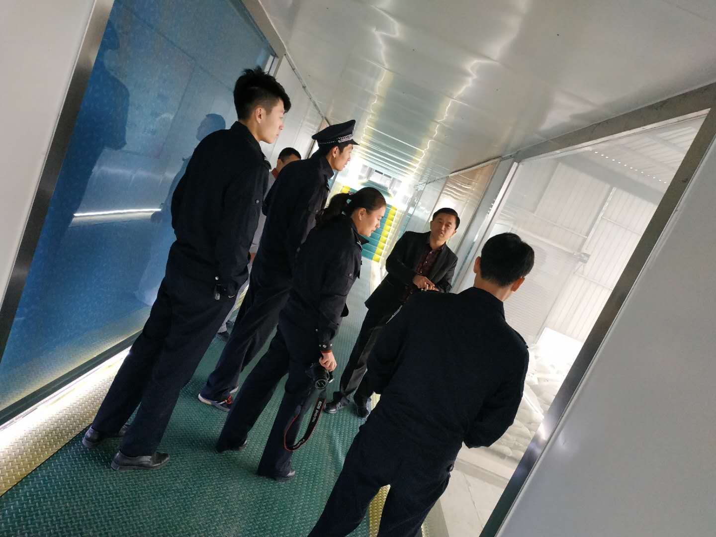 1543197175644485.jpg 1543197175644485.jpg